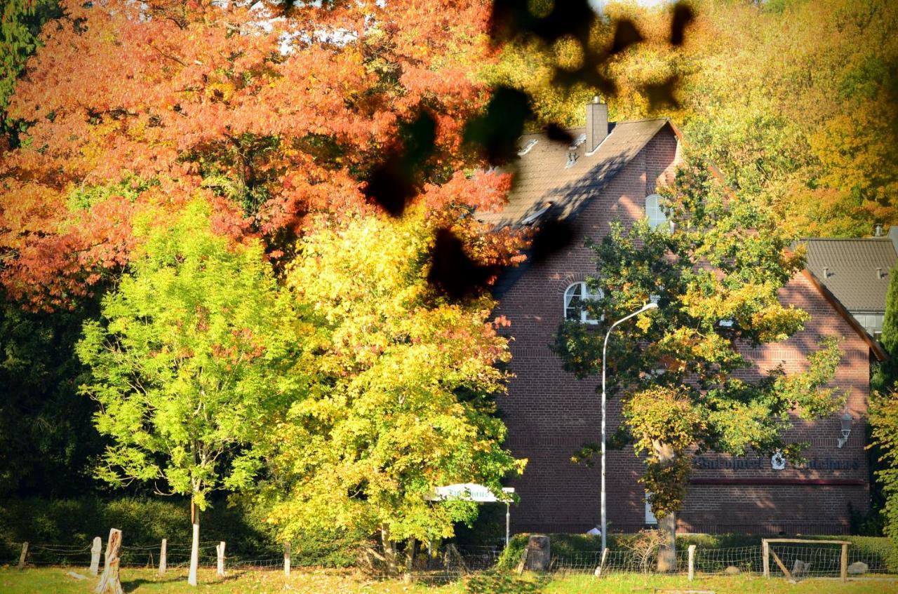 Waldhotel Twiehaus Garni 뤼베크 외부 사진