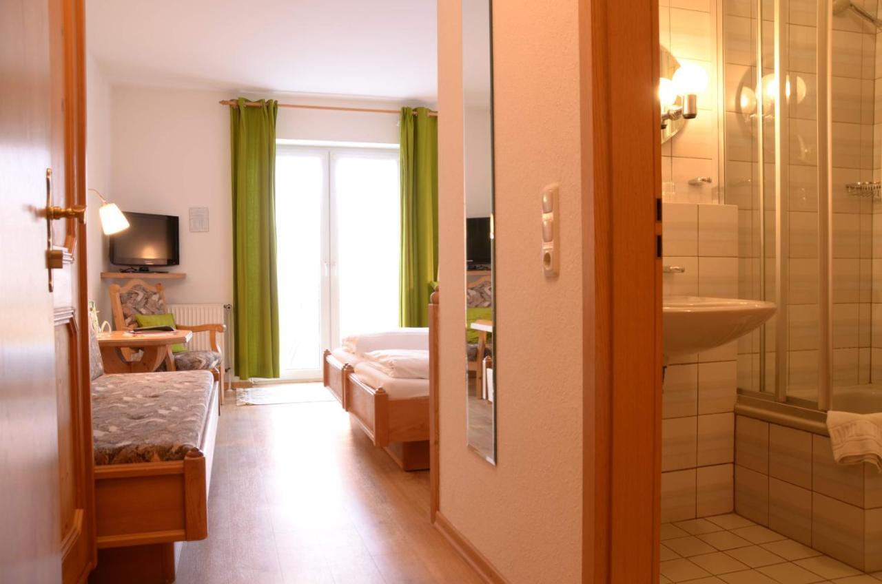 Waldhotel Twiehaus Garni 뤼베크 외부 사진