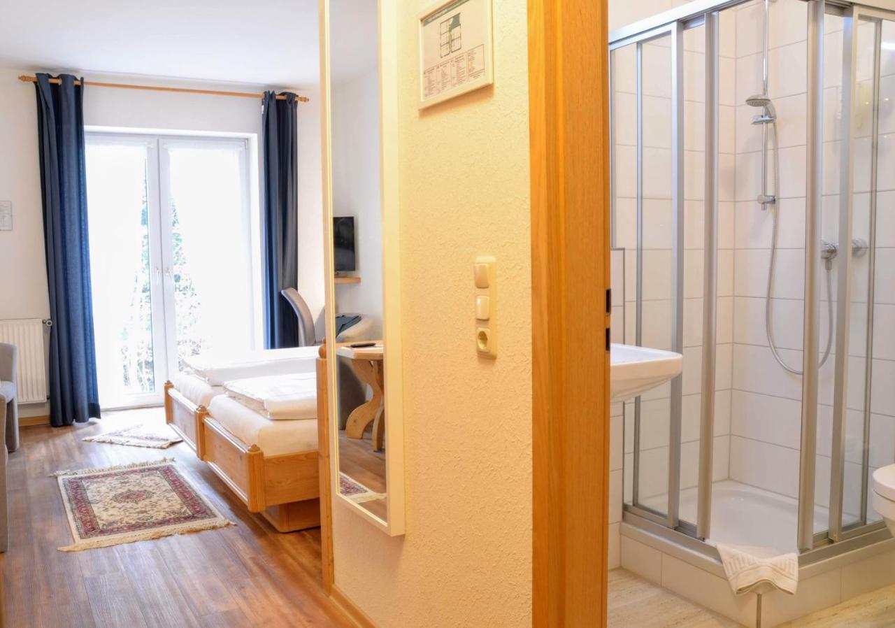 Waldhotel Twiehaus Garni 뤼베크 외부 사진
